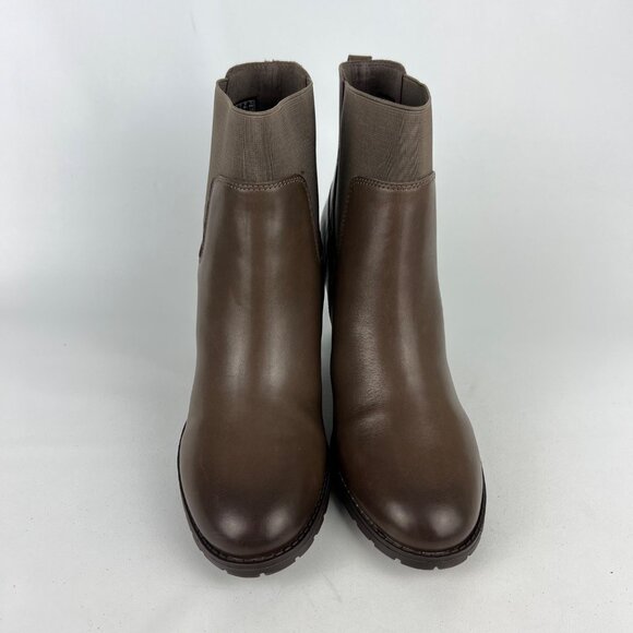Clarks Womens Verona Ease Brown Leather Chelsea Ankle Boots Block Heel size 11M - Picture 2 of 16